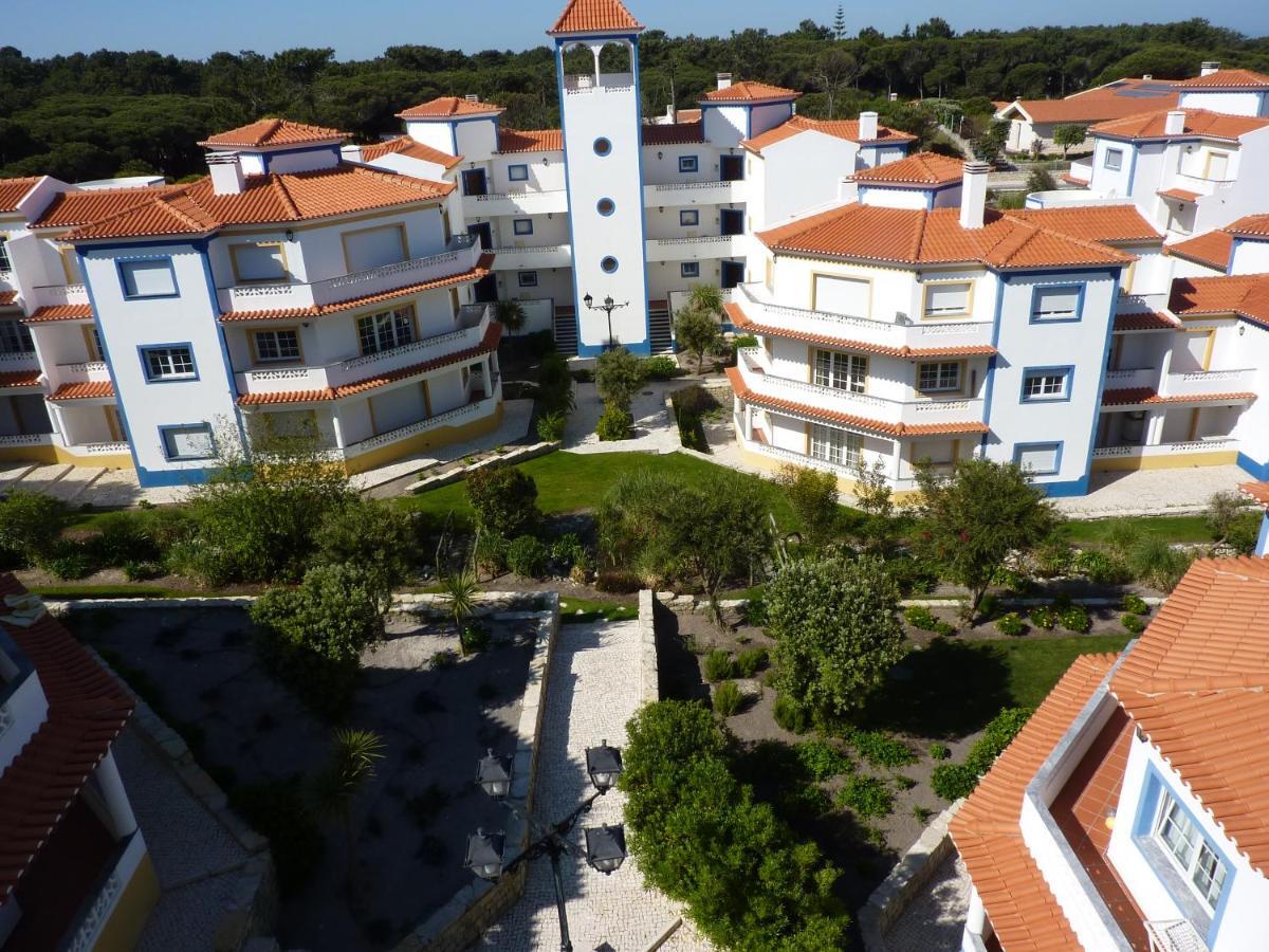 Apartamento Moura - Praia D'El Rey Golf, Surf & Beach Resort Praia del Rei エクステリア 写真